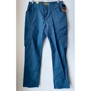 NWT KEEN Tilikum outdoor pant